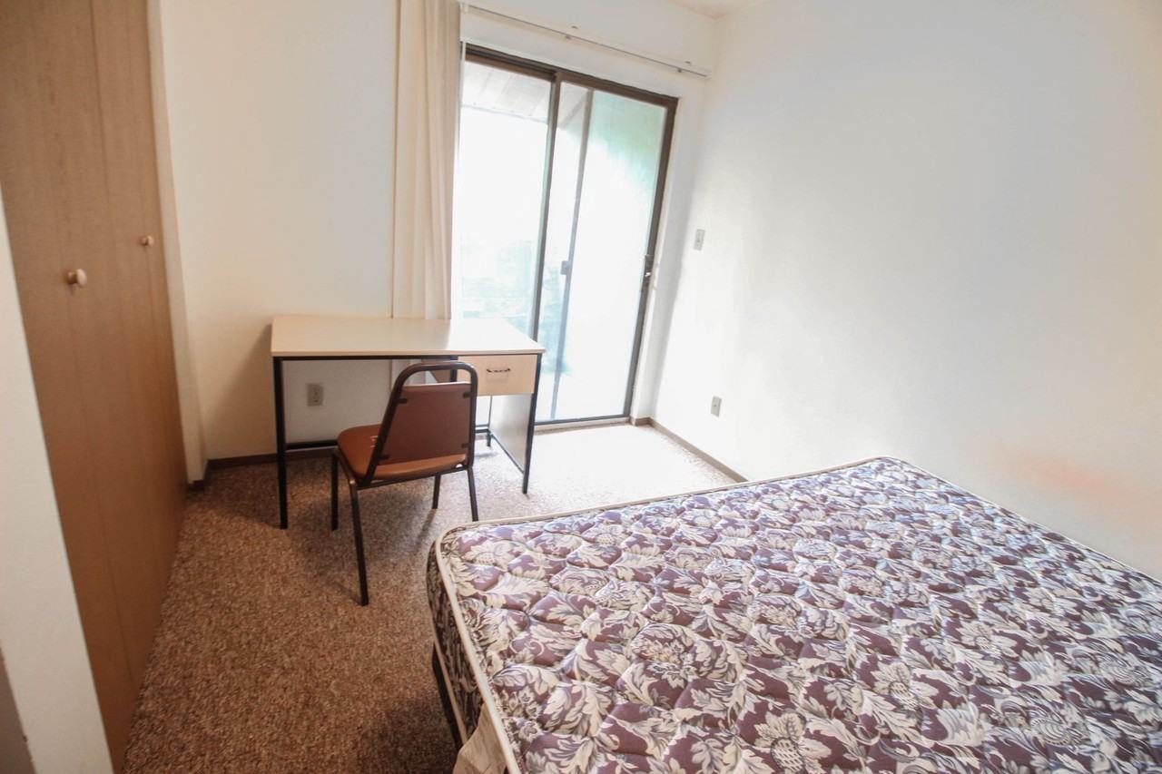 506 W Elm - Photo 5 of 10