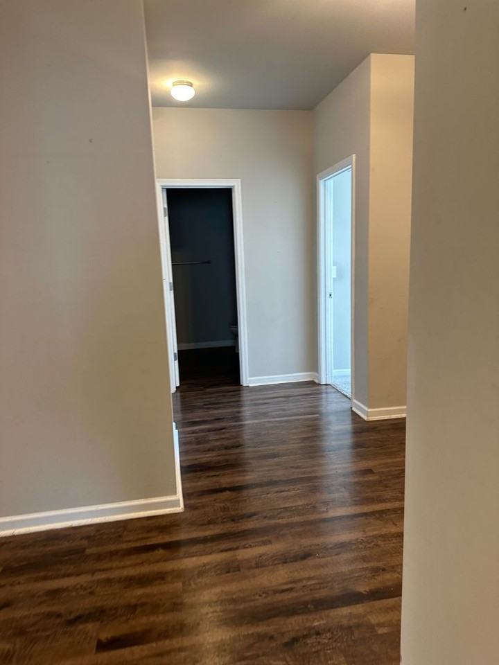 312 Center Field Dr - Photo 5 of 29