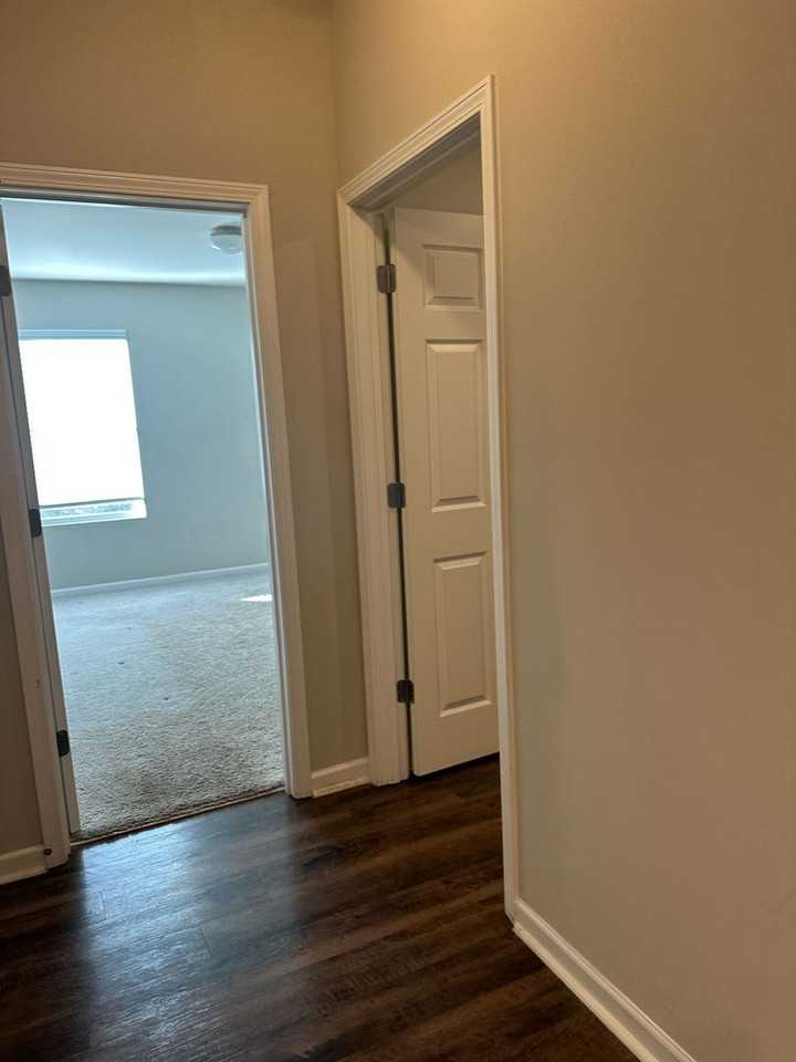 312 Center Field Dr - Photo 6 of 29