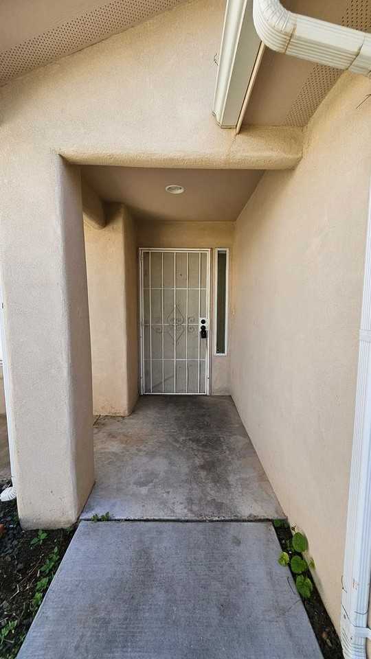 3945 Camino Vista Verde - Photo 2 of 33