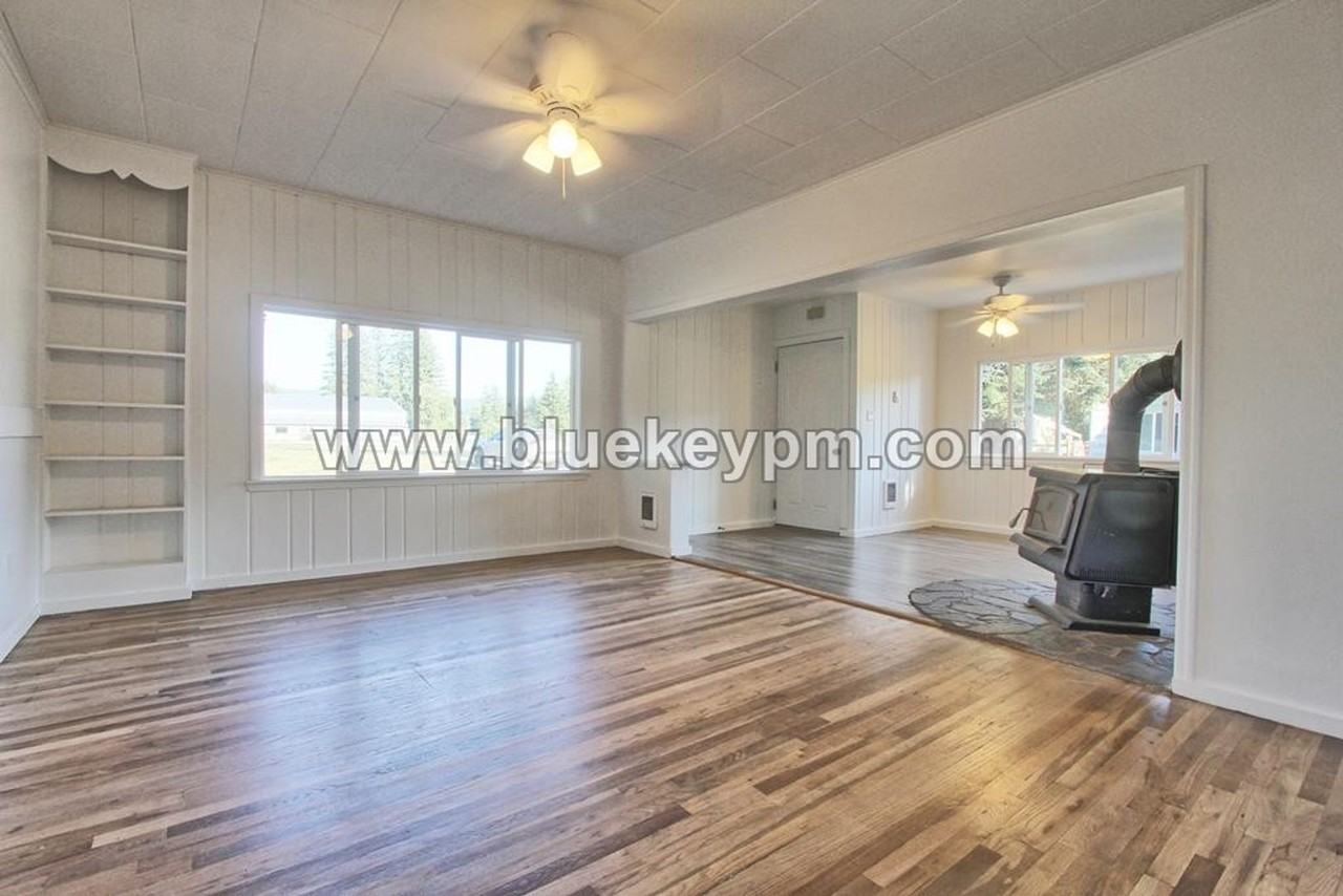 34504 Ne Amboy Rd - Photo 3 of 15