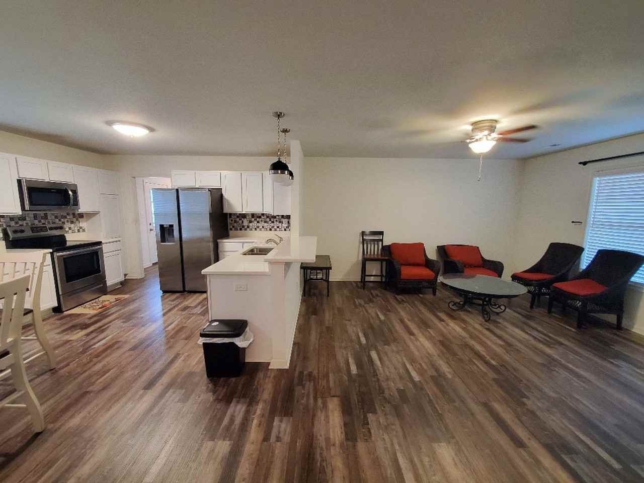 1660 Warren Way - Photo 2 of 22