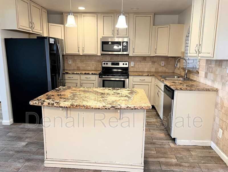 2443 Marmora Street - Photo 7 of 24