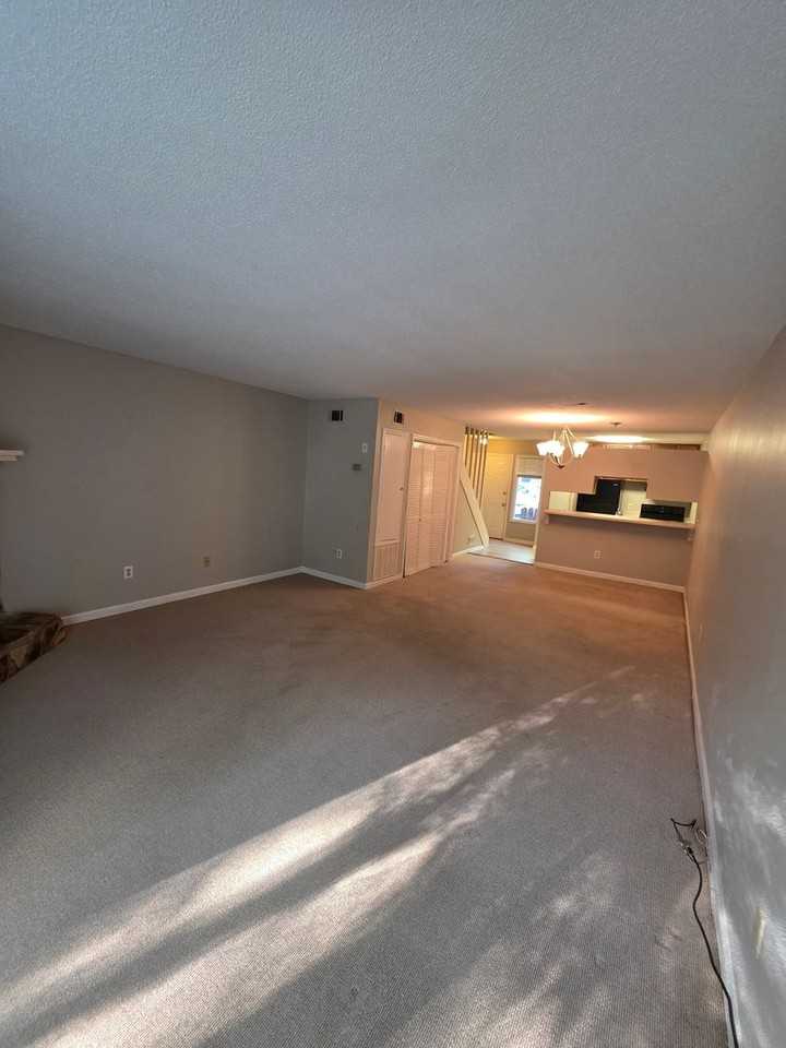 30909 Augusta Mall - Photo 5 of 10