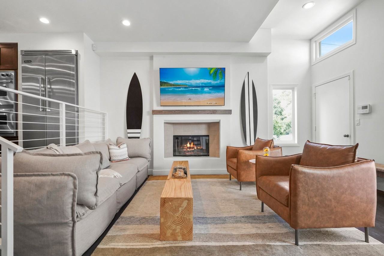 9842 Portola Drive - Photo 6 of 46