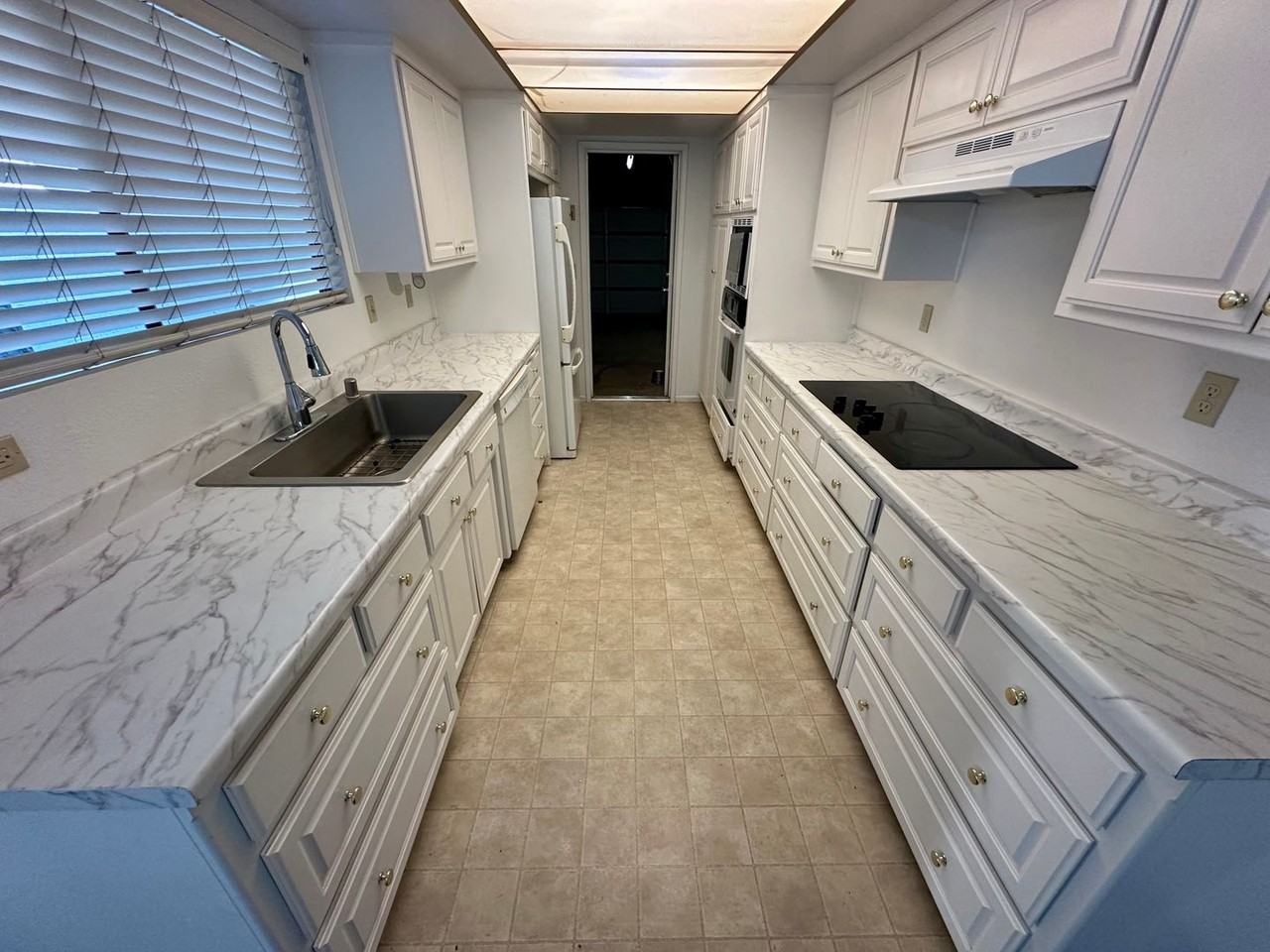 233 Marquis Place - Photo 7 of 13