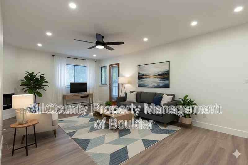 948 North Street #16 - Photo 5 of 24