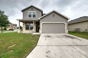 featured image of 12002 Amber Vista