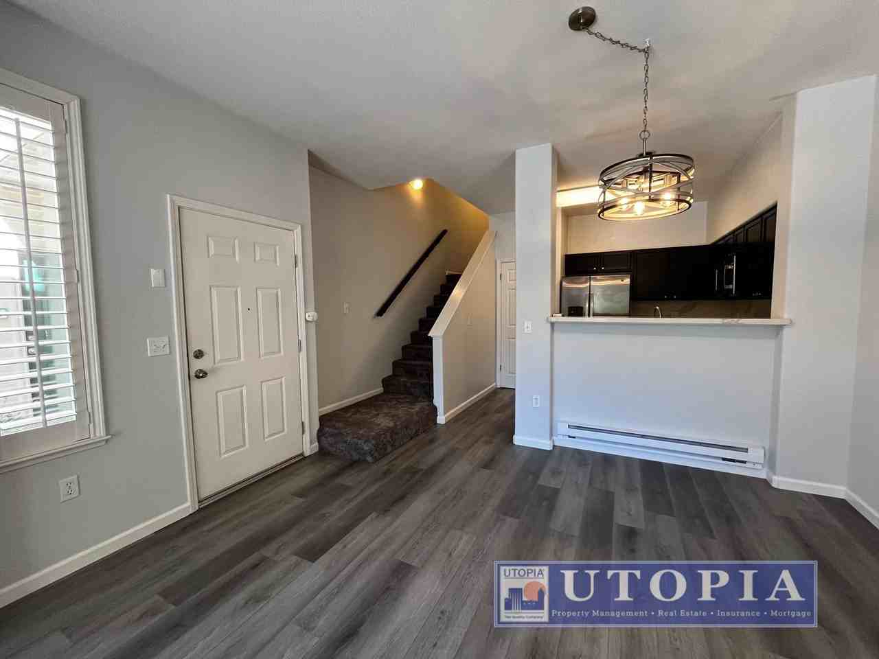 156 Everson Dr - Photo 4 of 22