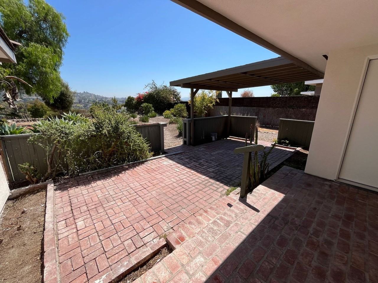 5359 East Falls View Drive - Photo 4 of 20