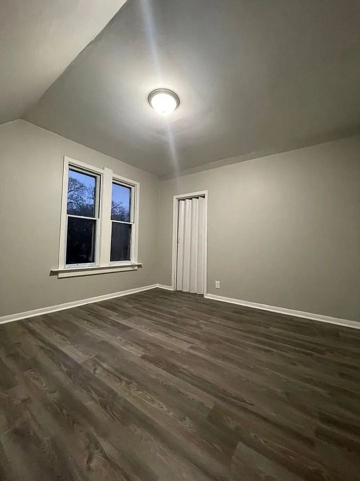 1002 8th St S - Photo 4 of 9