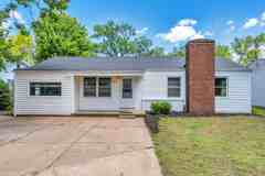 1040 N Baltimore Ave - Photo 1 of 1