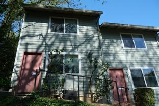 Lovely Townhome - Photo 1 of 1