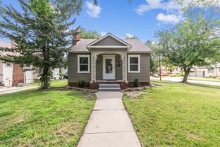 1002 N Coolidge Ave - Photo 1 of 1