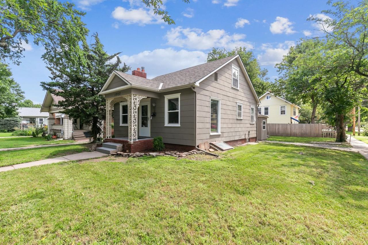 1002 North Coolidge Avenue - Photo 2 of 37