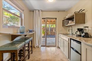 15 Nalu Pl #B - Photo 1 of 1