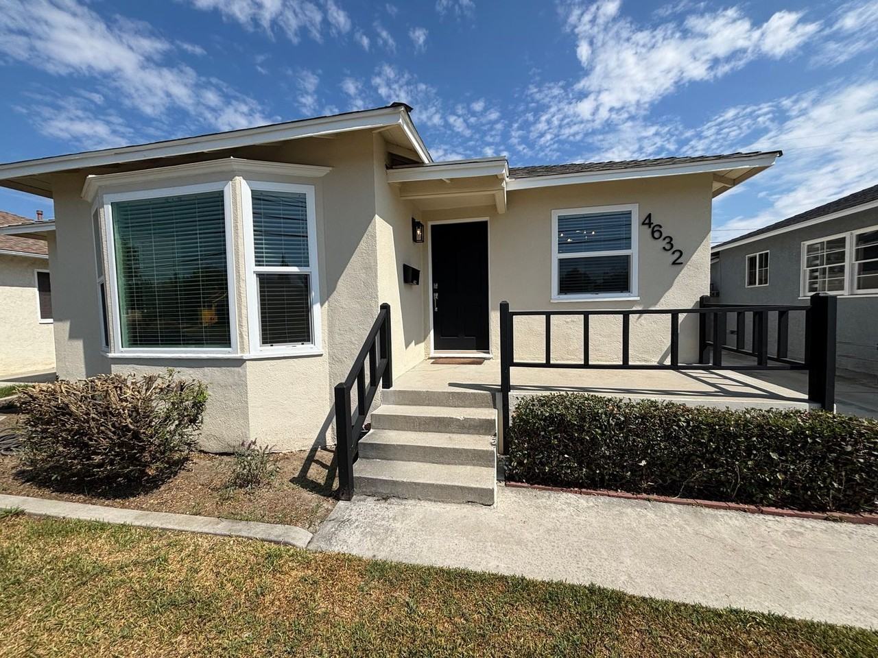4632 Palo Verde Ave - Photo 2 of 20