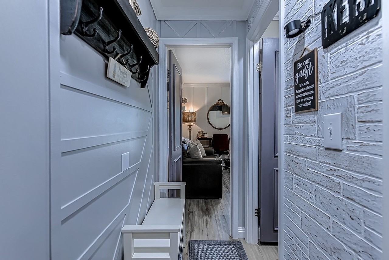 2427 Park St - Photo 7 of 21