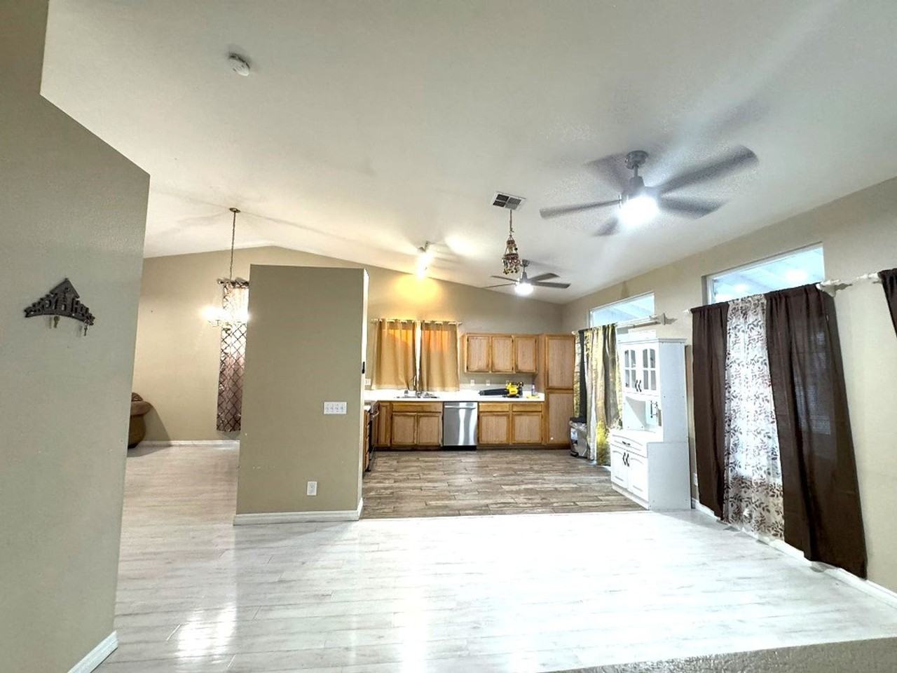 32426 Hupp Drive - Photo 3 of 35