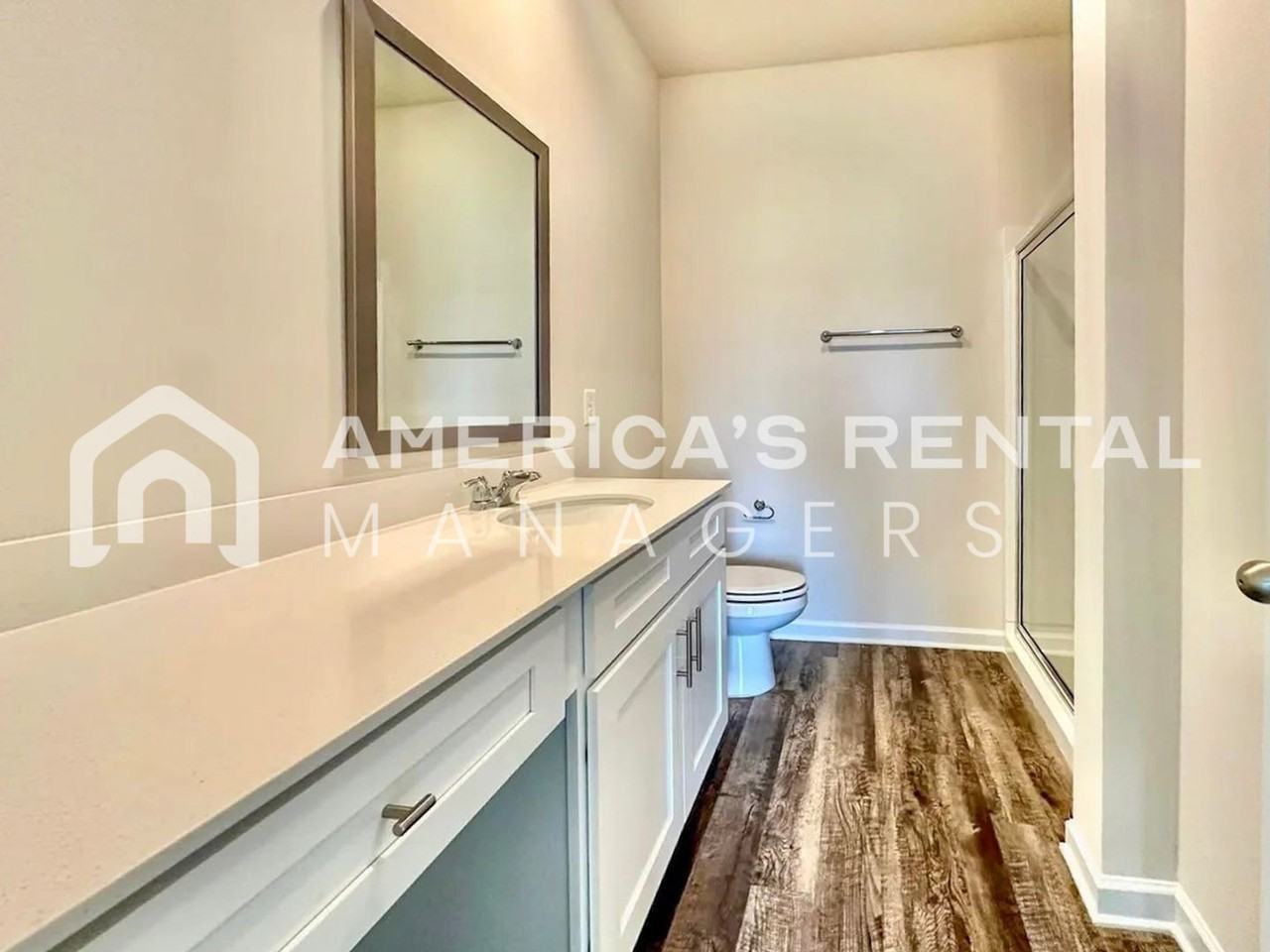 4060 Plymouth Ln - Photo 7 of 13