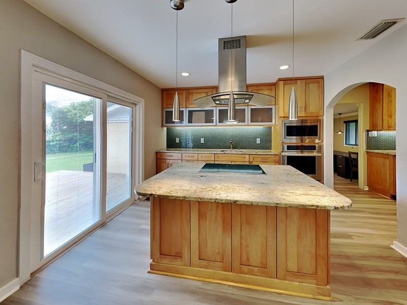 1112 Chichester Street - Photo 4 of 33