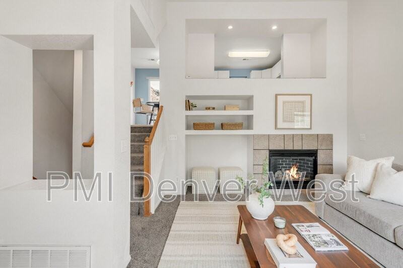 9369 Longs Peak Dr - Photo 3 of 18