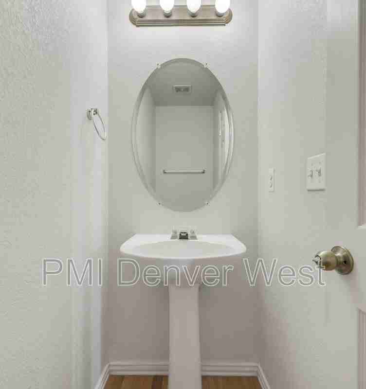 9369 Longs Peak Dr - Photo 5 of 18