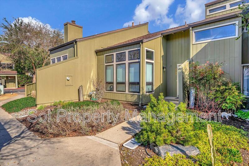 2703 Subec Lane - Photo 2 of 41
