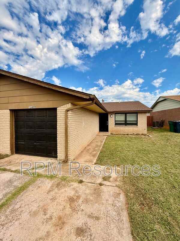 12409 Southwest 2nd Street