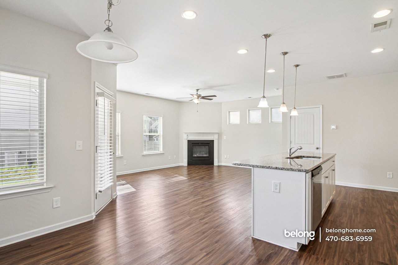 187 Bryon Ln - Photo 6 of 19