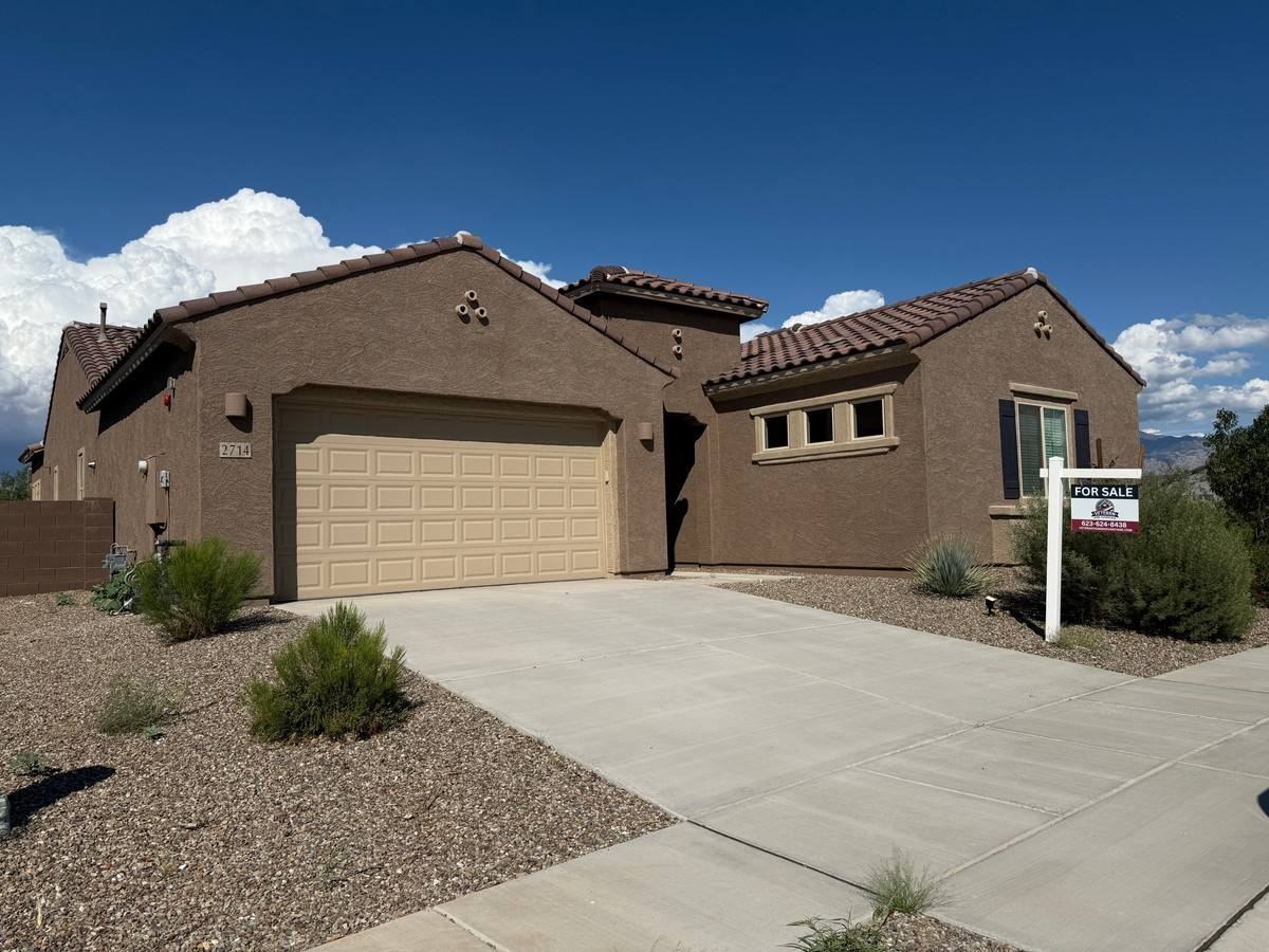 2714 W Plateau Ridge Dr - Photo 3 of 10