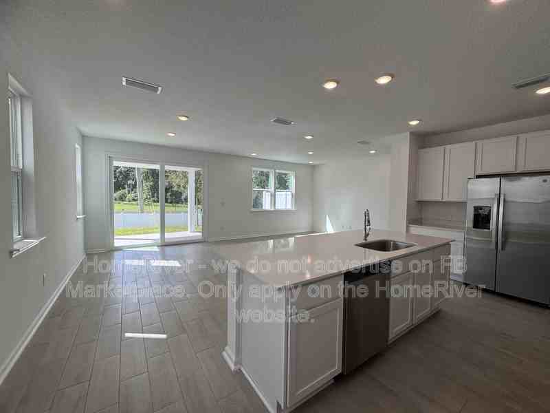 6038 Oracle Ct - Photo 2 of 25