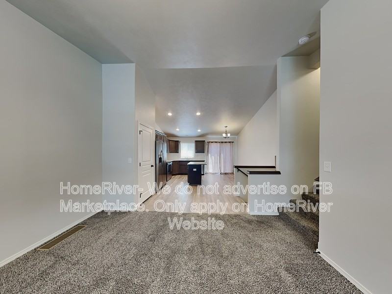 18134 E Selkirk Estates Rd - Photo 5 of 29