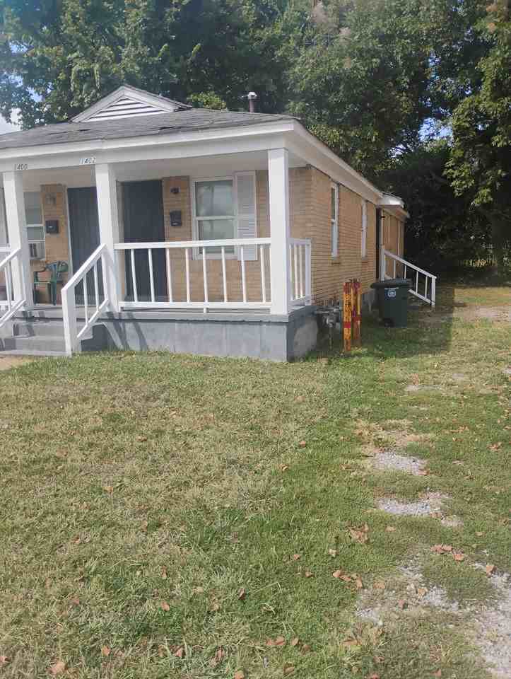 1402 Kerr Ave - Photo 4 of 4