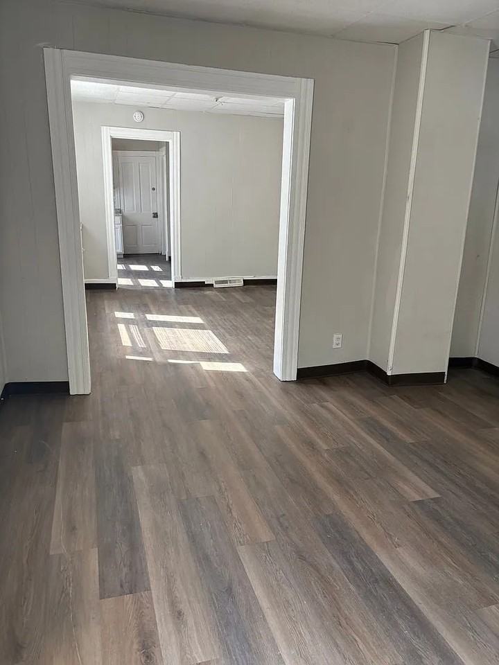 6819 Hope Ave - Photo 3 of 6