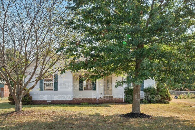 405 Glen Haven Dr - Photo 2 of 35