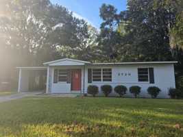 featured image of 3720 Ne 3rd St