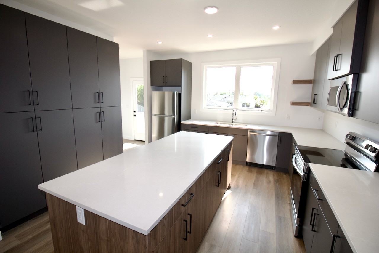 5803 97a Ave Nw Uppr - Photo 4 of 35