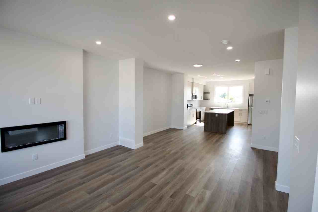 5805 97a Ave Nw - Photo 4 of 30