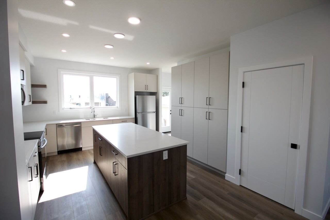 5805 97a Ave Nw - Photo 7 of 30