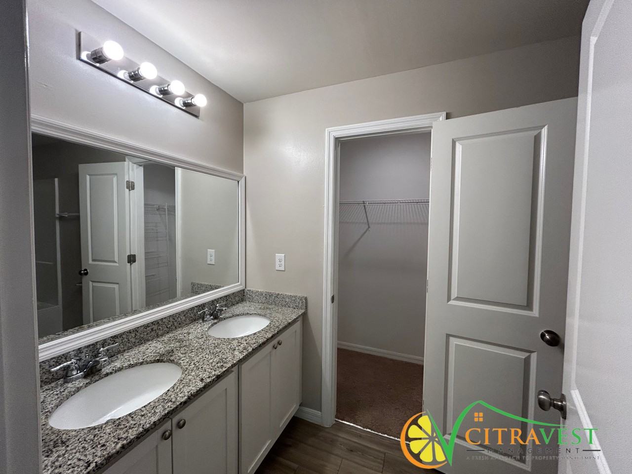 9047 Aegean Cir - Photo 7 of 16