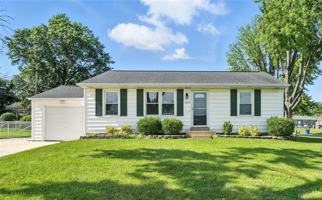 featured image of 10818 Mallory Dr