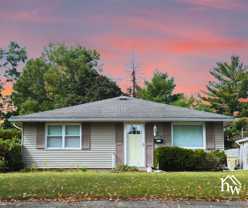 215 S Tuxedo Dr - Photo 1 of 1