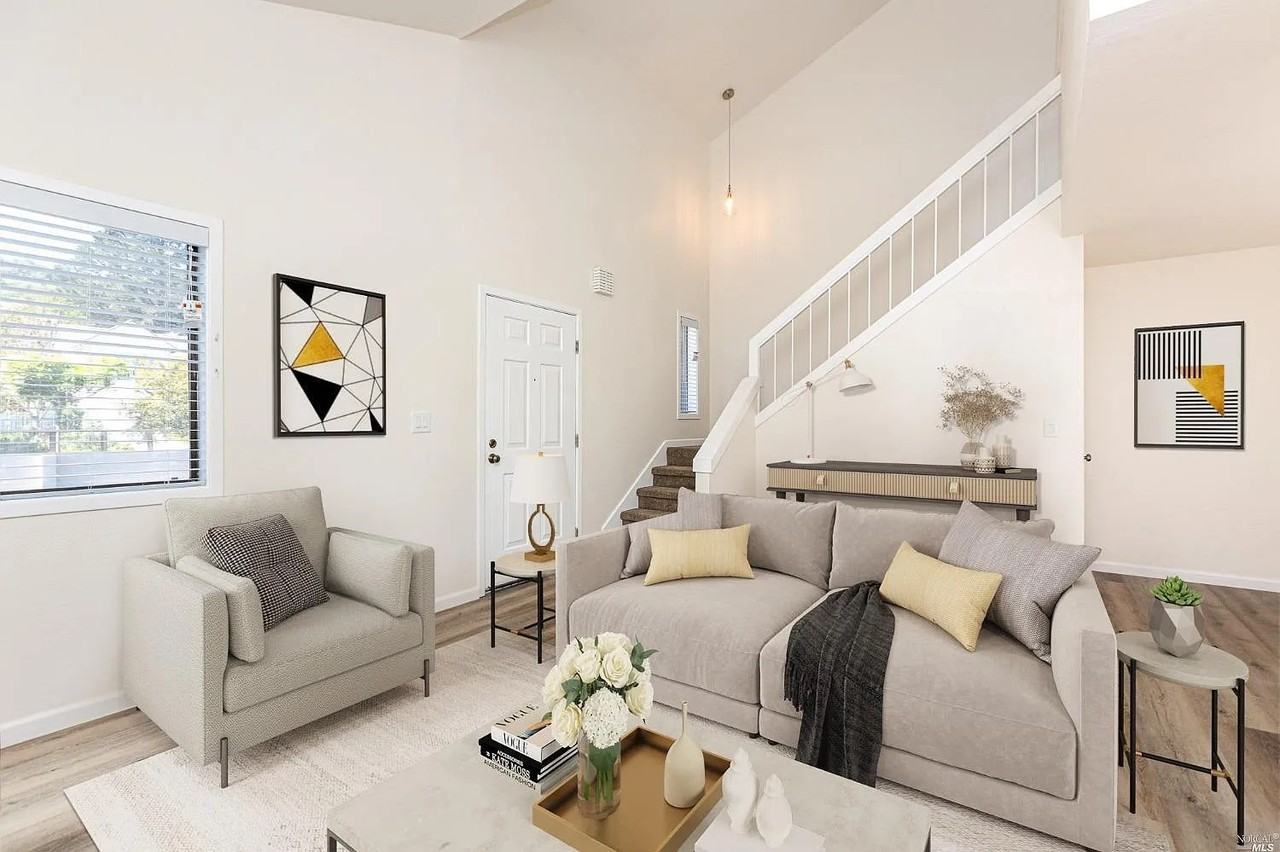 199 Cypress Pl - Photo 2 of 14