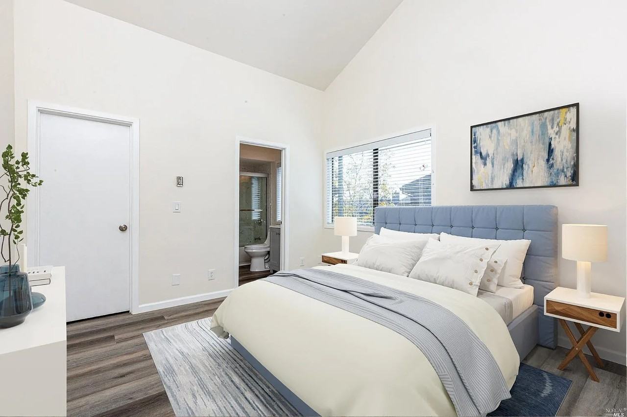 199 Cypress Pl - Photo 3 of 14