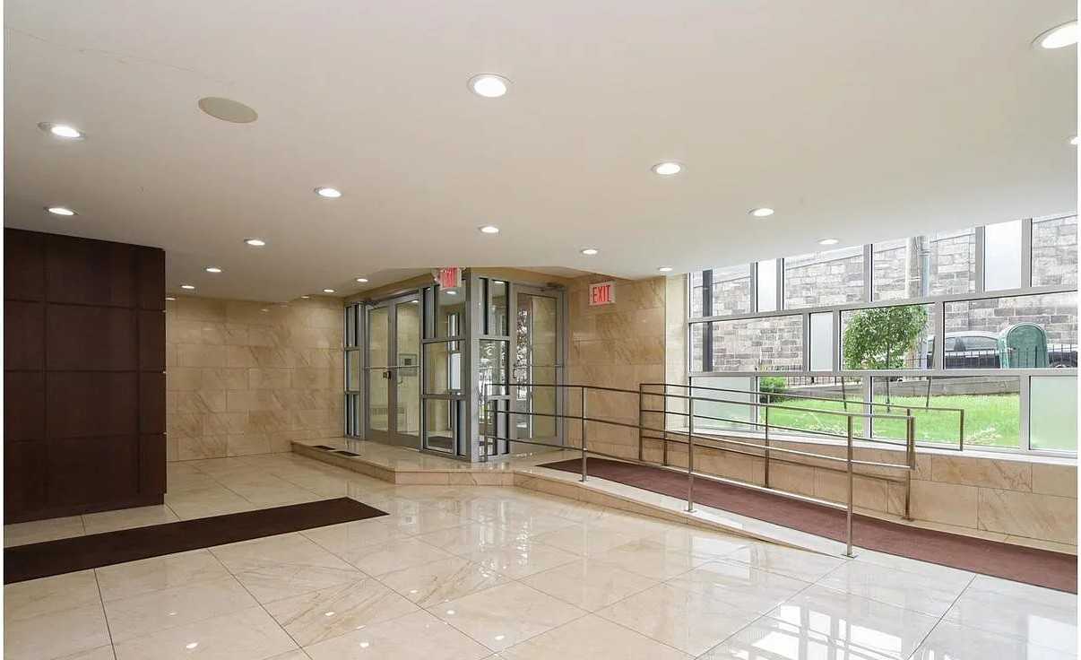 3240 Riverdale Ave - Photo 3 of 10