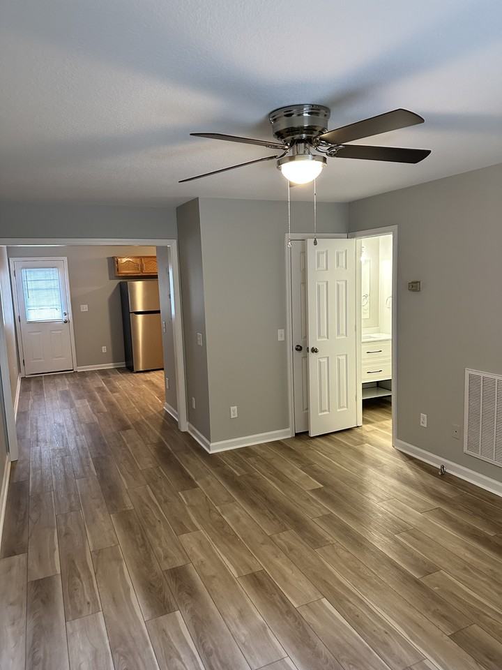 903 Polo Pl #POLO - Photo 3 of 9