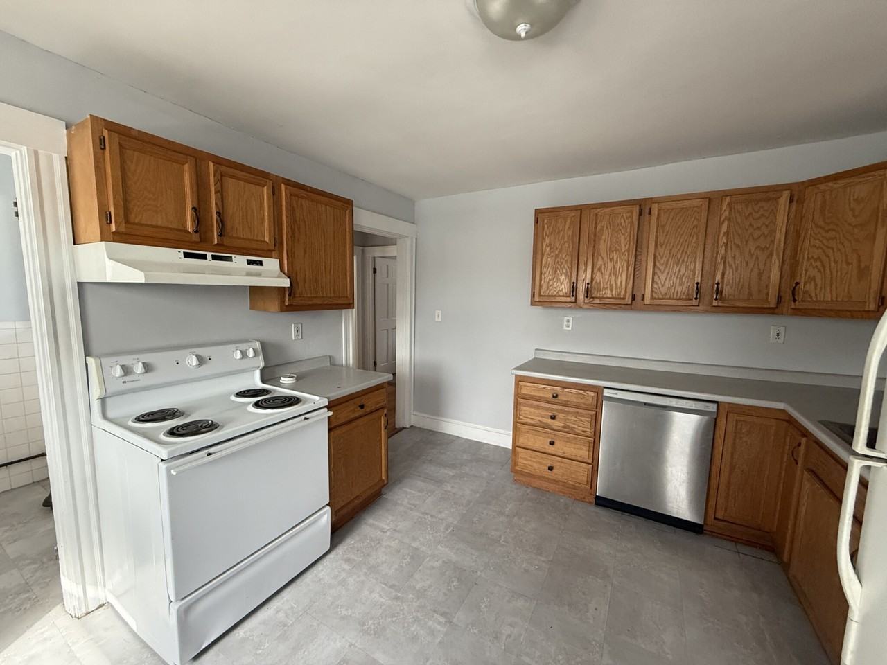 527 Gallivan Boulevard #3 - Photo 2 of 15