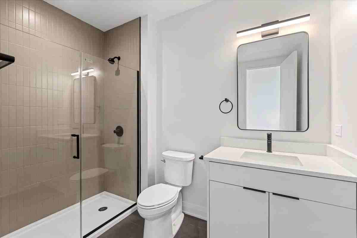 1934 W North Ave #201 - Photo 7 of 14