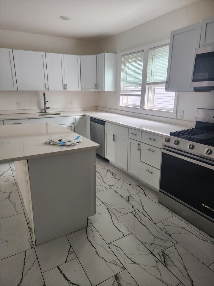 114 Hancock St #2 - Photo 7 of 8